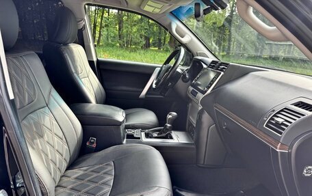 Toyota Land Cruiser Prado 150 рестайлинг 2, 2021 год, 5 530 000 рублей, 23 фотография