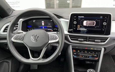 Volkswagen T-Roc I, 2024 год, 3 135 344 рублей, 5 фотография