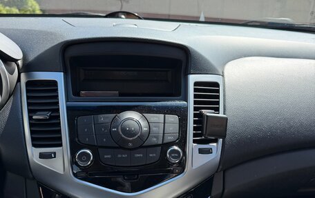 Chevrolet Cruze II, 2012 год, 700 000 рублей, 9 фотография