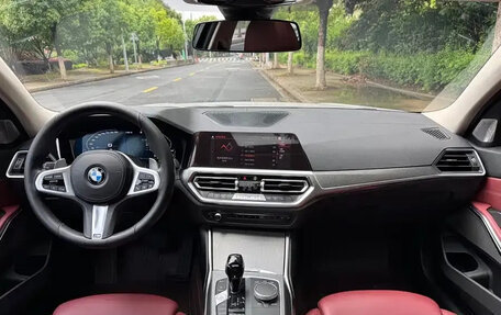 BMW 3 серия, 2022 год, 2 888 008 рублей, 11 фотография