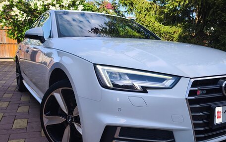 Audi A4, 2016 год, 2 350 000 рублей, 11 фотография
