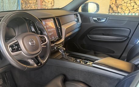 Volvo XC60 II, 2018 год, 3 039 000 рублей, 9 фотография