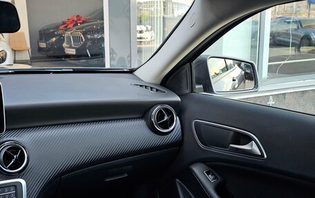 Mercedes-Benz GLA, 2016 год, 2 400 000 рублей, 36 фотография