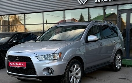 Mitsubishi Outlander III рестайлинг 3, 2010 год, 1 040 000 рублей, 1 фотография