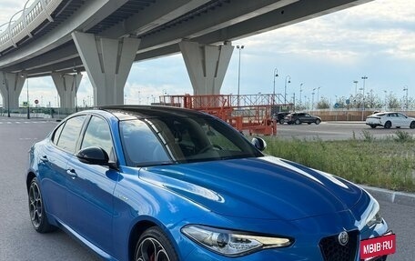 Alfa Romeo Giulia II, 2022 год, 4 200 000 рублей, 12 фотография