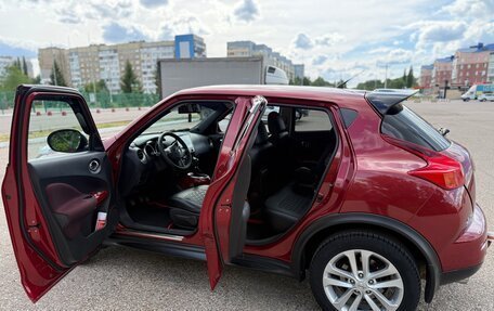 Nissan Juke II, 2011 год, 900 000 рублей, 8 фотография