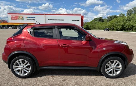 Nissan Juke II, 2011 год, 900 000 рублей, 23 фотография