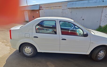 Renault Logan I, 2015 год, 635 000 рублей, 4 фотография