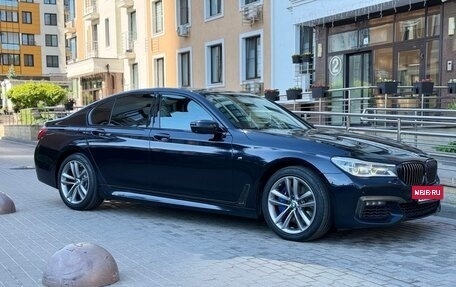 BMW 7 серия, 2016 год, 4 650 000 рублей, 18 фотография