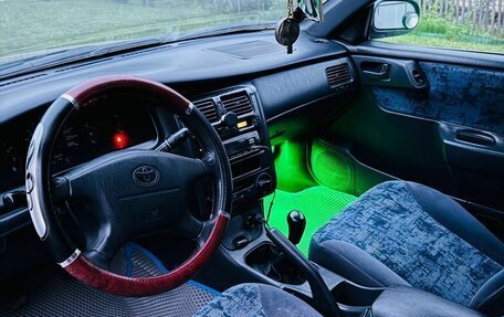Toyota Carina E, 1997 год, 220 000 рублей, 2 фотография