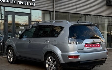 Mitsubishi Outlander III рестайлинг 3, 2010 год, 1 040 000 рублей, 7 фотография