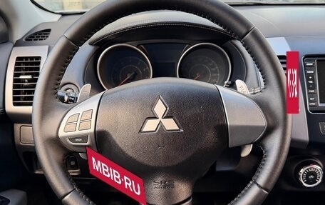 Mitsubishi Outlander III рестайлинг 3, 2010 год, 1 040 000 рублей, 16 фотография