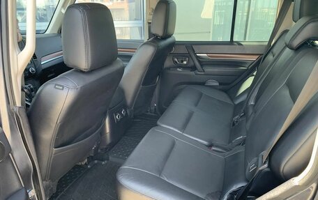Mitsubishi Pajero IV, 2008 год, 1 790 000 рублей, 14 фотография