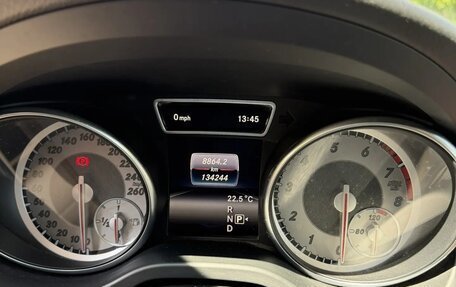 Mercedes-Benz GLA, 2016 год, 1 750 000 рублей, 13 фотография