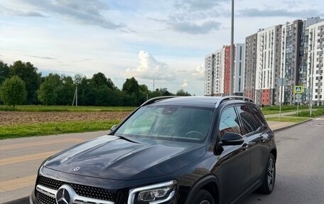 Mercedes-Benz GLB, 2020 год, 3 100 000 рублей, 9 фотография