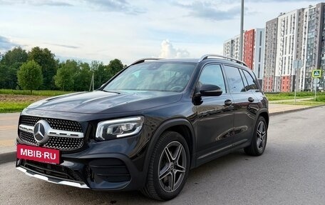 Mercedes-Benz GLB, 2020 год, 3 100 000 рублей, 2 фотография