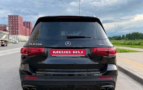 Mercedes-Benz GLB, 2020 год, 3 100 000 рублей, 6 фотография