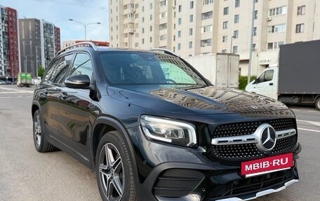 Mercedes-Benz GLB, 2020 год, 3 100 000 рублей, 3 фотография