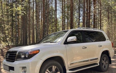 Toyota Land Cruiser 200, 2015 год, 4 000 000 рублей, 6 фотография