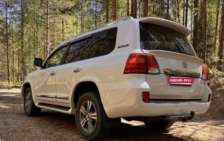 Toyota Land Cruiser 200, 2015 год, 4 000 000 рублей, 5 фотография