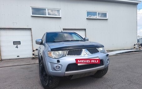 Mitsubishi L200 IV рестайлинг, 2012 год, 1 550 000 рублей, 3 фотография