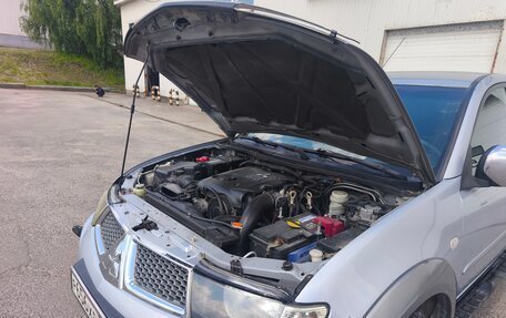 Mitsubishi L200 IV рестайлинг, 2012 год, 1 550 000 рублей, 17 фотография