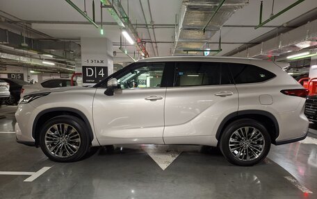 Toyota Highlander, 2026 год, 5 260 000 рублей, 10 фотография
