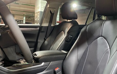 Toyota Highlander, 2026 год, 5 260 000 рублей, 24 фотография