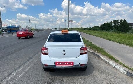 Renault Logan II, 2018 год, 450 000 рублей, 3 фотография