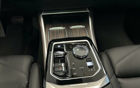 BMW 7 серия, 2025 год, 14 390 000 рублей, 19 фотография