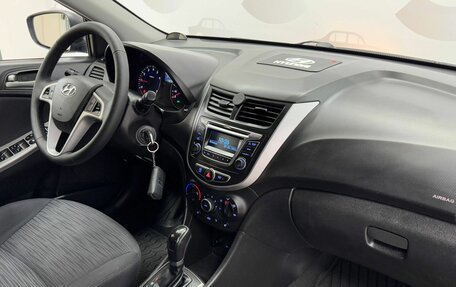 Hyundai Solaris II рестайлинг, 2015 год, 1 099 000 рублей, 8 фотография