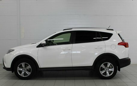Toyota RAV4, 2015 год, 1 830 000 рублей, 12 фотография
