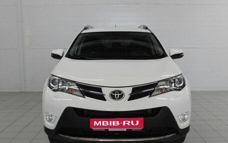 Toyota RAV4, 2015 год, 1 830 000 рублей, 5 фотография