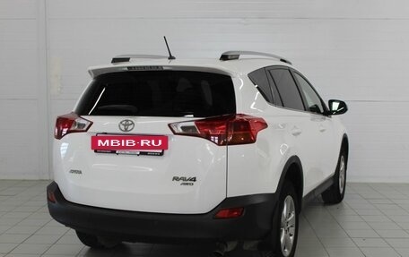Toyota RAV4, 2015 год, 1 830 000 рублей, 9 фотография