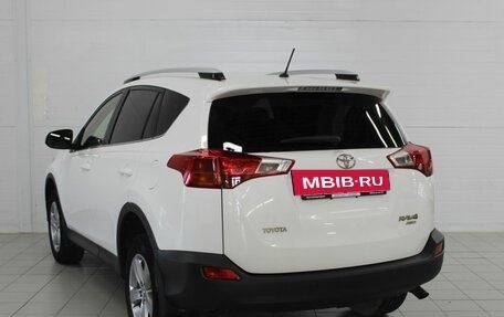 Toyota RAV4, 2015 год, 1 830 000 рублей, 11 фотография