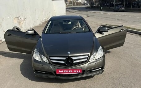 Mercedes-Benz E-Класс, 2012 год, 1 500 000 рублей, 1 фотография