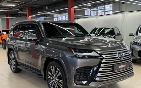 Lexus LX, 2022 год, 13 990 000 рублей, 3 фотография