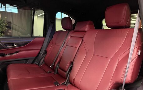 Lexus LX, 2022 год, 13 990 000 рублей, 25 фотография