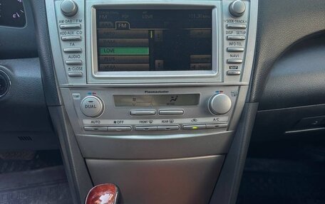 Toyota Camry, 2011 год, 1 575 000 рублей, 10 фотография