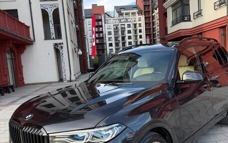 BMW X7, 2019 год, 6 800 000 рублей, 2 фотография