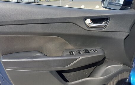 Hyundai Solaris II рестайлинг, 2021 год, 1 130 000 рублей, 2 фотография