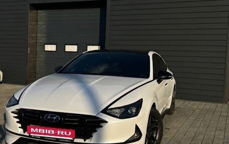 Hyundai Sonata VIII, 2020 год, 1 755 000 рублей, 2 фотография