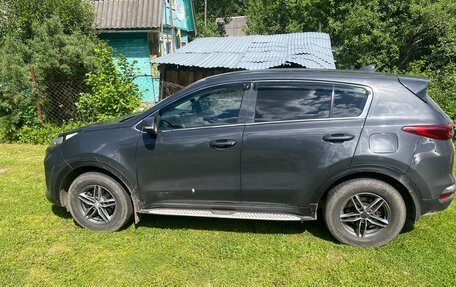 KIA Sportage IV рестайлинг, 2020 год, 2 300 000 рублей, 2 фотография