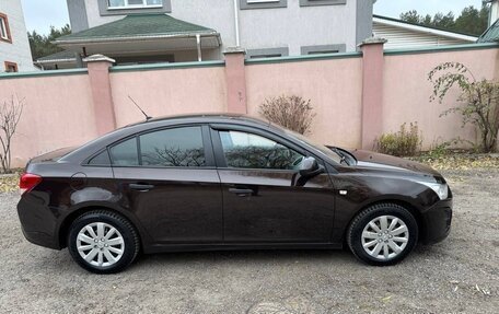 Chevrolet Cruze II, 2013 год, 850 000 рублей, 2 фотография