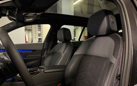 BMW 5 серия, 2025 год, 12 275 000 рублей, 11 фотография