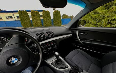 BMW 1 серия, 2010 год, 1 050 000 рублей, 4 фотография
