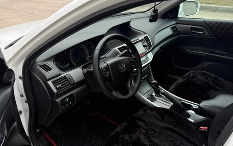 Honda Accord IX рестайлинг, 2013 год, 1 300 000 рублей, 6 фотография
