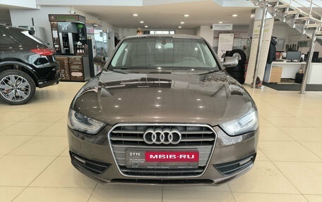 Audi A4, 2014 год, 1 299 000 рублей, 6 фотография