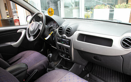 Renault Sandero I, 2013 год, 398 000 рублей, 13 фотография