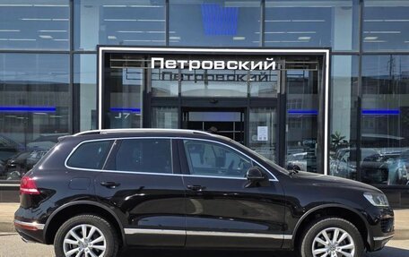 Volkswagen Touareg III, 2017 год, 2 950 000 рублей, 6 фотография